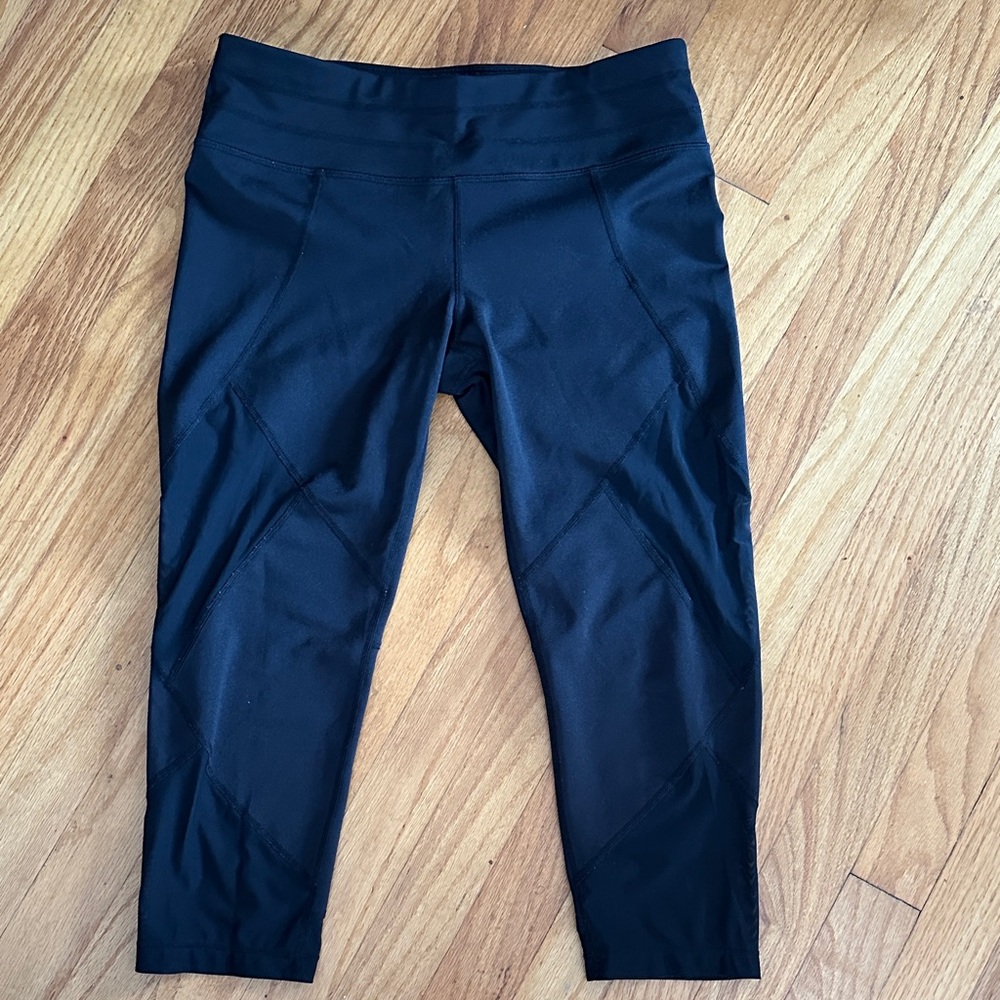 Athleta Cropped Leggings